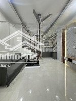 Bán Nhà Phố Nguyễn Chính - Tân Mai - Mới Tinh - Ô Tô- Sổ Riêng 32M 5 Tầng - Giá Bán 6,95 Tỷ Còn Tl.