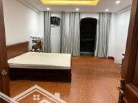 Cho Thuê Nhà Phố Lakeview City View Hồ, Mặt Tiền 25Mdiện Tích5X20M Full Nội Thất Giá Bán 35 Triệu Liên Hệ: 0902872670