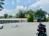Nhà 4 Tầng, Mặt Tiền Võ Văn Ngân Ngay Đại Học Spkt Ngã 4 Thủ Đức