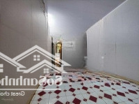 Cho Thuê Tập Thể Tầng 1 Phố Ngọc Khánh, Kd, Spa, Cty, Văn Phòng 110M2, Giá Bán 15 Triệuiệu
