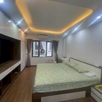 Bán nhà 35m2 Cổ Nhuế, Phạm Văn Đồng chỉ nhỉnh 5 tỷ, Ngõ nông, Gần phố, Nhà đẹp ở luôn