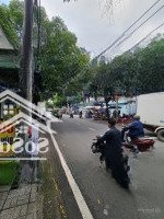 Cho Thuê Nhà Nguyên Căn Hoặc Chỉ Mặt Bằng Tầng Trệt Nhà Mặt Tiền Đối Diện Bệnh Viện Thủ Đức