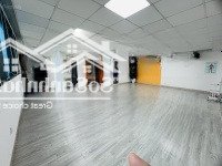 Văn Phòng Lô Góc 2 Mặt Thoáng 70M2 Giá Chỉ 9,5 Triệu/Tháng