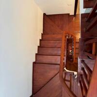 NHÀ MỚI Ở LUÔN phố Xuân Đỗ- Long Biên 30m2 5 tầng, mặt tiền 5.5m, 5.2 tỷ.