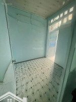 Cho Thuê Nhà Có 2 Phòng Ngủ Lầu Đúc Hẻm 120 Thích Quảng Đức, P4, Phú Nhuận