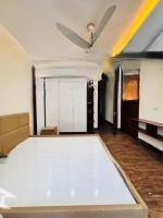 Nhỉnh 6 Tỷ! Bán Nhà Mễ Trì Nam Từ Liêm, Lô Góc Dân Xây 34Mx 5T,Ngõ Thông Rộng,Gần Bãi Ô Tô Ngày Đêm