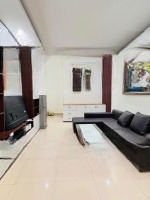 Nhỉnh 6 Tỷ! Bán Nhà Mễ Trì Nam Từ Liêm, Lô Góc Dân Xây 34Mx 5T,Ngõ Thông Rộng,Gần Bãi Ô Tô Ngày Đêm