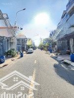 Cách Diện Tích: 743, Miếu Ông Cù Chỉ 200M. Sát Bên Là Chợ Phú Phong