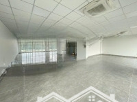 Cho Thuê Gần 1.000M2 Sala Giá Bán 250 Triệu, Thang Máy, Máy Lạnh, Hoàn Thiện Đầy Đủ, Kí Trực Tiếp Chủ Nhà