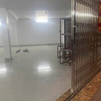 Mặt bằng kinh doanh Phạm Văn Đồng 90m2 giá 12tr/th