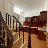 Cho thuê nhà ba gác Hào Nam KD kết hợp ở, 4 tầng, 32m2, 4 ngủ, 13 Triệu