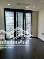 Cho Thuê Căn Hộ 3Pn 2 Vệ Sinhdiện Tích 104M2, Cơ Bản Và Full Đồ View Trực Tiện Hồ Tây Tại Hanjardin N01T7