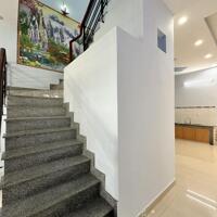 Bán Nhà Tân Hiệp, sát Chợ Hóc Môn,133m2, 2 Tầng,ngang khủng 7,4m đường 6 m thông tứ tung