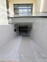 Cho Thuê Nhà Biệt Thự Mới Kdc Himlam Quận 7 Dt: 7.5X20M Đường 16M, View Hồ Giá: 75 Triệu Liên Hệ: 0931353298