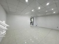 Cho Thuê Văn Phòng Vạn Phúc, Diện Tích Khoảng 40 M2, Tòa Nhà Vp 7 Tầng, Có Thang Máy