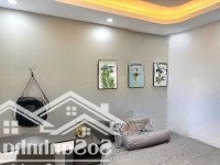 Bán Căn Hộ 70M, 2 Ngủ, 2 Vệ Sinh, Khu 11 Toà, Hướng Hồ. Ảnh Thật 100%, Ban Công Đông Nam