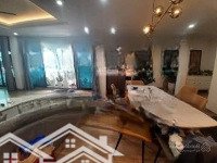 Bán Nhà Mặt Phố Đội Cấn - Lô Góc - Building - Kinh Doanh - Vỉa Hè Đá Bóng