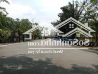 Mt Trục Chính. Cụm Phố Kinh Doanh. Ngay Cổng Bảo Vệ. Diện Tích: 180M2, Giá 42 Tr/M2. Liên Hệ: 0902.746,319