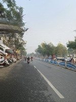 Bán Nhà Trần Hưng Đạo View Cầu Tràng Tiền Nhìn Qua Chợ Đông Ba Và Siêu Thị Coop Mart