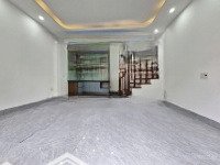 Cho Thuê Nhà Riêng Ô Tô Đỗ Cửa 33M, 5 Tầng, 8 Triệu, Full Nội Thất.