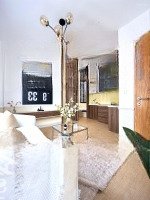 Chính Chủ Bán Gấp Căn Hộ Ccmn Tại Hoàng Hoa Thám, Đội Cấn - Ba Đình 52M Full Đồ, Ở Ngay.