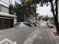 Bán 2 Lô Đất Cạnh Nhau Tại Khu Đấu Giá Việt Hưng 84M Mt:5M Giá: 20,7 Tỷ/ 1 Lô. Sẵn Kho Xưởng 2 Tầng