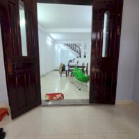 Chỉ 5.5 tỷ - Bán nhà 2 tầng 3PN - 72m2 - 4x18 - Hẻm xe hơi - Ngay Aeon Tân Phú, Phạm Đăng Giảng