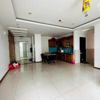 Cho thuê 3 ngủ gần full đồ tòa usilk 102, 116m, giá 11 triệu vào luôn