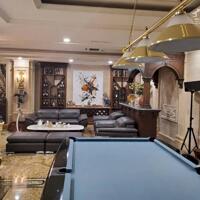Bán biệt thự siêu sang 329m² – khu Hoa Lan Vinhomes Riverside, thang máy – sổ đỏ chính chủ