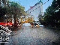 Chính Chủ Bán Nhà Đội Nhân, Ô Tô Tránh Đỗ Ngày Đêm, Gần Phố , Mặt Tiền 7.2M , Sổ Đỏ 50M2