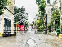 Chú Lập Bán Nhà Gần Cao Đẳng Kinh Tế. Giá Bán 3Tỷ820 Cho Thuê 24 Triệu. Đường Hoa Lan - P.2 - Q.phú Nhuận