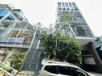 Siêu Phẩm! Bán Nhà Hẻm Xe Tăng Lê Văn Sỹ, P.13, Q.3 (5,5X18M) 4 Tầng