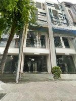 Bán Gấp Căn Liền Kề Dự Án Tsq Galaxy Tố Hữudiện Tích87,5M2 6 Tầng Ôtô Tránh Giá Bán 23 Tỷ Liên Hệ: 0986 817 662
