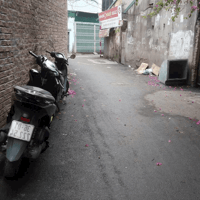 Bán nhà ngõ 143 Nguyễn Chính, mới, ngõ thông kinh doanh, ô tô đỗ cửa, thang máy, 38m2, 5 tầng, 11 tỷ.