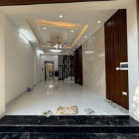Bán nhà ngõ 143 Nguyễn Chính, mới, ngõ thông kinh doanh, ô tô đỗ cửa, thang máy, 38m2, 5 tầng, 11 tỷ.