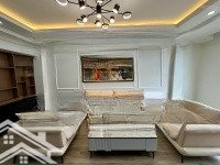 Cực Hiếm! Tòa Văn Phòng Cao Cấp- 9 Tầng Thang Máy- Khu Vực Trung Tâm Quận Cầu Giấy.