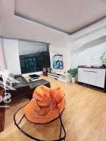 Bán Gấp Nhà Tập Thể Giải Phóng- Sổ To 64M- 2 Ngủ- Lô Góc Full Đồ Ở Ngay- Chỉ 3,5 Tỷ