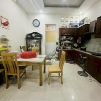 Bán nhà đường Thiên Phước, 78m2, HXH, 4 tầng, 12 tỷ, giáp Quận 10.