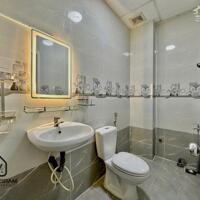 Trống sẵn 2PN Ban công Full nội thất ở Tô Hiệu, Gần Đầm Sen