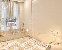 Cần Bán Rất Gấp Căn Hộ D''capitale Trần Duy Hưng 3 Phòng Ngủ110M2 Ban Công Đn View Hồ Thoáng Mát Giá Bán 9,9 Tỷ