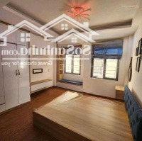 Lô Góc - Đường Thông - Ô Tô Tránh - Thuận Giao Thông - Full Nội Thất - 40 M2- Ngọc Trì - Thạch Bàn.