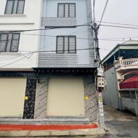 Bán nhà mới tinh lô góc 3 tầng tại mặt đường Quảng Luận - Đa Phúc - Dương Kinh. TẶNG FULL NỘI THẤT