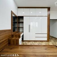 Bán nhà mới tinh lô góc 3 tầng tại mặt đường Quảng Luận - Đa Phúc - Dương Kinh. TẶNG FULL NỘI THẤT