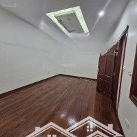 Chính Chủ Cho Thuê Nhà Trung Hòa - Trung Yên,Diện Tích122M*5 Tầng, Mỗi Tầng Chia 2 Phòng, Giá 35 Triệu/Th