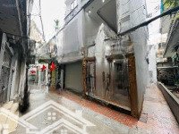 Bán Nhà Riêng Tại Phố Tân Mai,Hoàng Mai,33M*5Tầng Nhỉnh 5Tỷ,Ngõ Nông,Sát Phố,10M Ra Oto Tránh