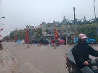 Nhà Phố Đại Mỗ, Ngã 3 Biển Sắt, Ôtô Vào Nhà. Đi 30M Ra Phô. 81M2- 12,8 Tỷ