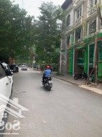 Đất - Xây Văn Phòng & Biệt Thự, Phố Đỗ Nhuận, 145M2, Mặt Tiền 8M, Công Viên Hoà Bình 38.5 Tỷ