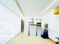 Nhà Cho Thuê Đẹp Như Mơ, Full Nội Thất Sang Chảnh, Thang Máy Hiện Đại Đến Ngay Để Trải Nghiệm!