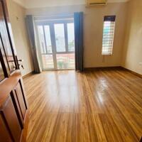 Bán nhà nguyễn chính 5 tầng dân xây ô tô tránh kinh doanh hoàng mai