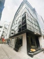 Tòa Nhàmặt Tiềnđường C1, Ngay Etown. Dt: 7X20M. 1 Hầm 5 Tầng Nổi. Sàn Suốt. Thang Máy. Giá 65 Triệu/Tháng.